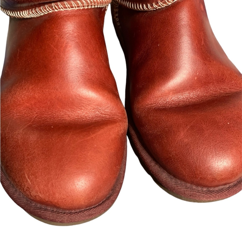 Ugg Classic Short Leather boots - Picture 8 of 11